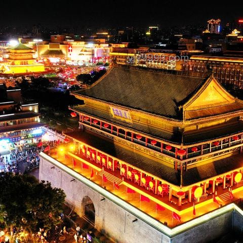 西安上空白点飞行物谜团：无人机技术革新与未知探索